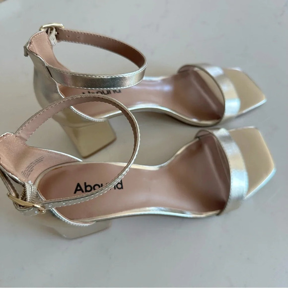 ABOUND Finn Ankle Strap Sandal Size: 7 - Picture 3 of 7